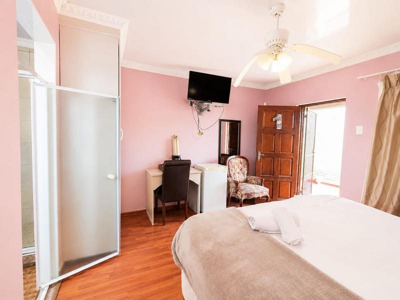 To Let Commercial Property for Rent in Southernwood Eastern Cape